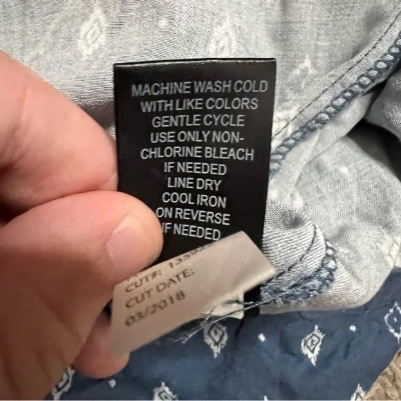 Torrid Ikat Challis Button Front Romper Tribal Track 2X Women’s Blue 11274830. - Picture 7 of 8